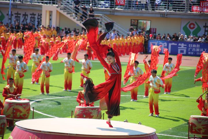 齐齐哈尔市甘南县举办第十二届田径运动会